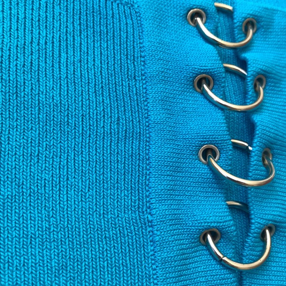 Q.U.E. Blouse with metal rings - Picture 5 of 5